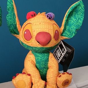 Stitch crashes Disney